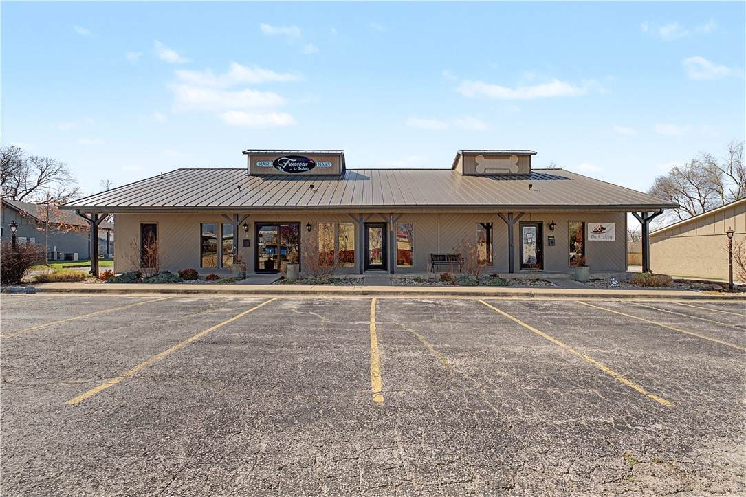 1133 J Street - Photo 1