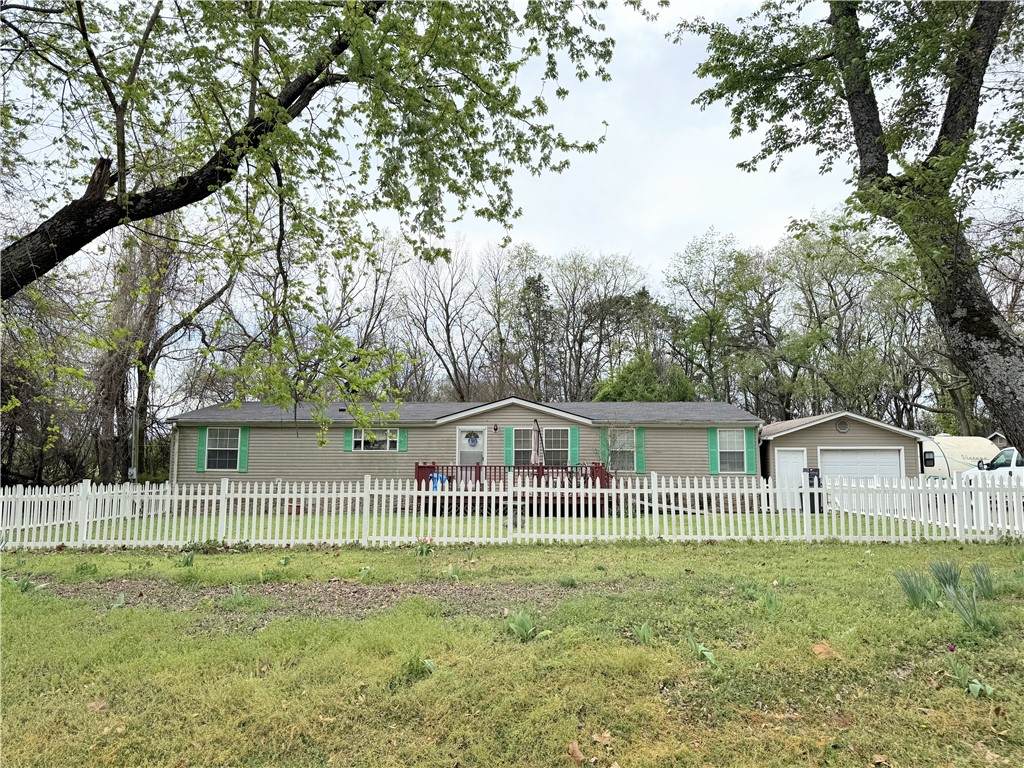 826 Cabin Creek Road - Photo 1