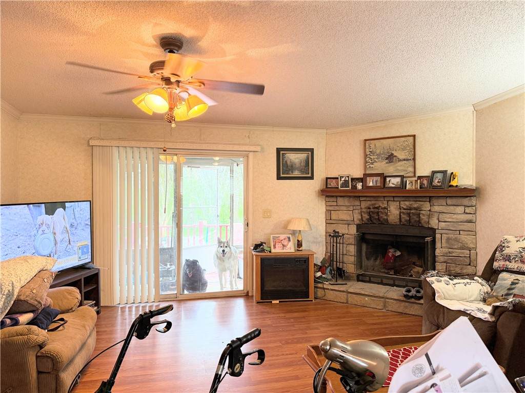 https://bt-photos.global.ssl.fastly.net/arkansas/orig_boomver_1_1340992-2.jpg