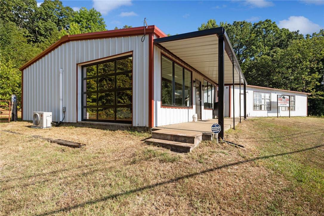 https://bt-photos.global.ssl.fastly.net/arkansas/orig_boomver_1_1341142-2.jpg