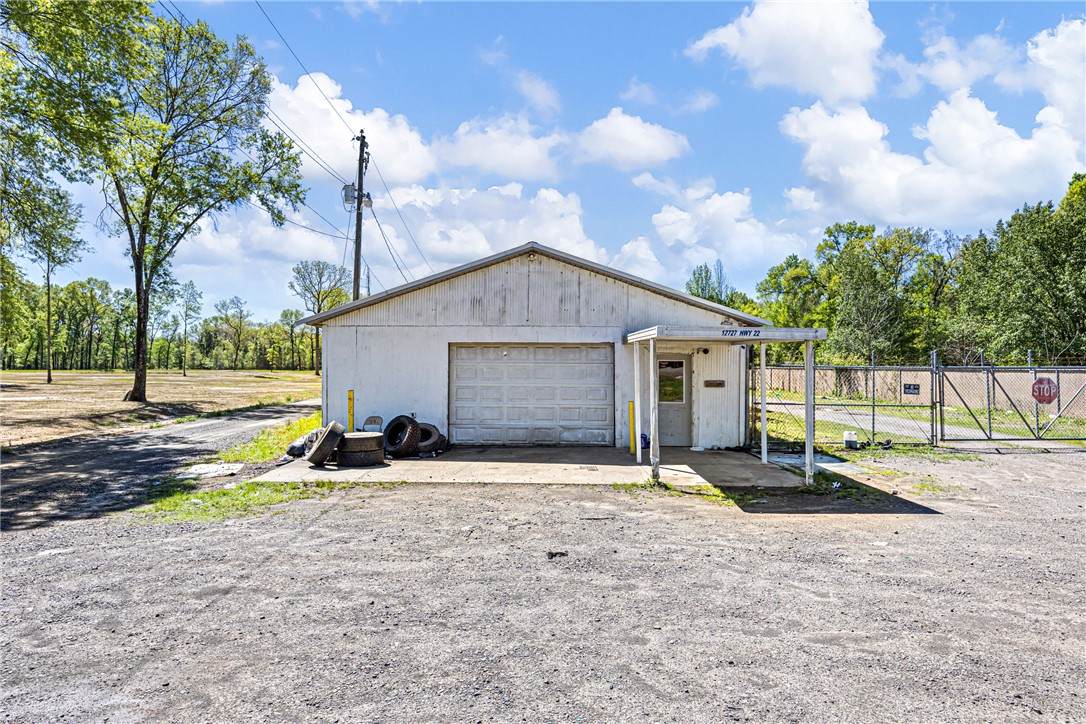 12727 Highway 22 - Photo 1