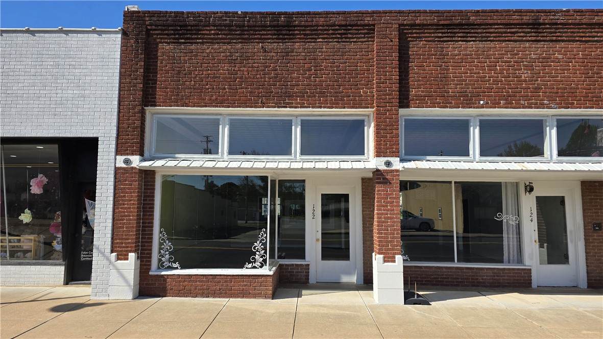 122 Main Street - Photo 1