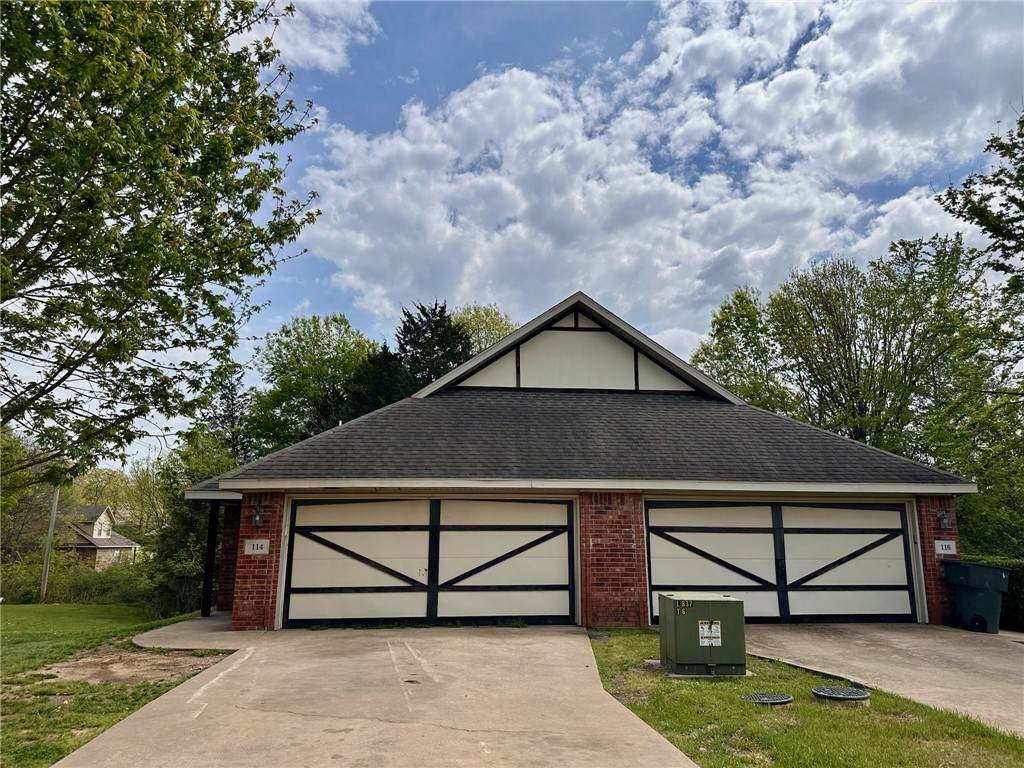 114 & 116 Ray Avenue - Photo 1