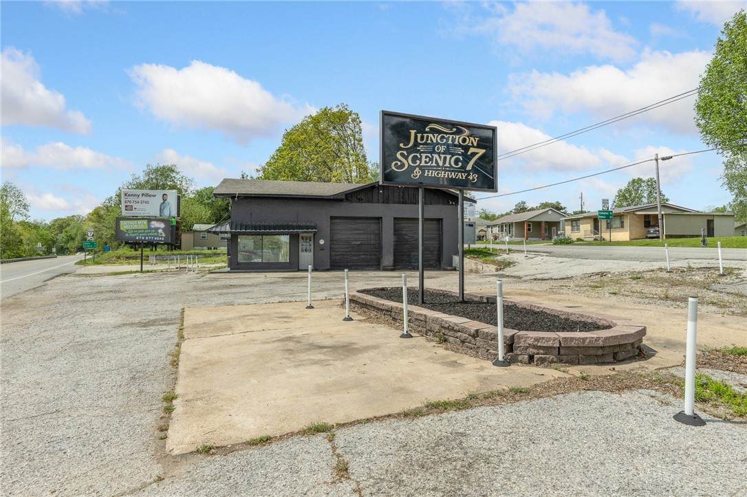 https://bt-photos.global.ssl.fastly.net/arkansas/orig_boomver_1_1343080-2.jpg