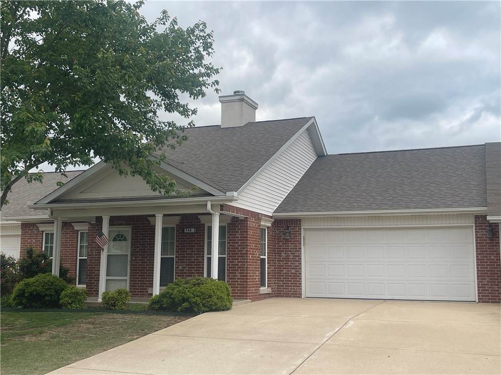 746 Embassy Parkway - Photo 1