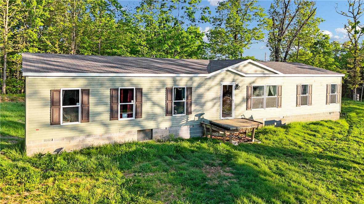 3724 Private Road 2217 - Photo 1