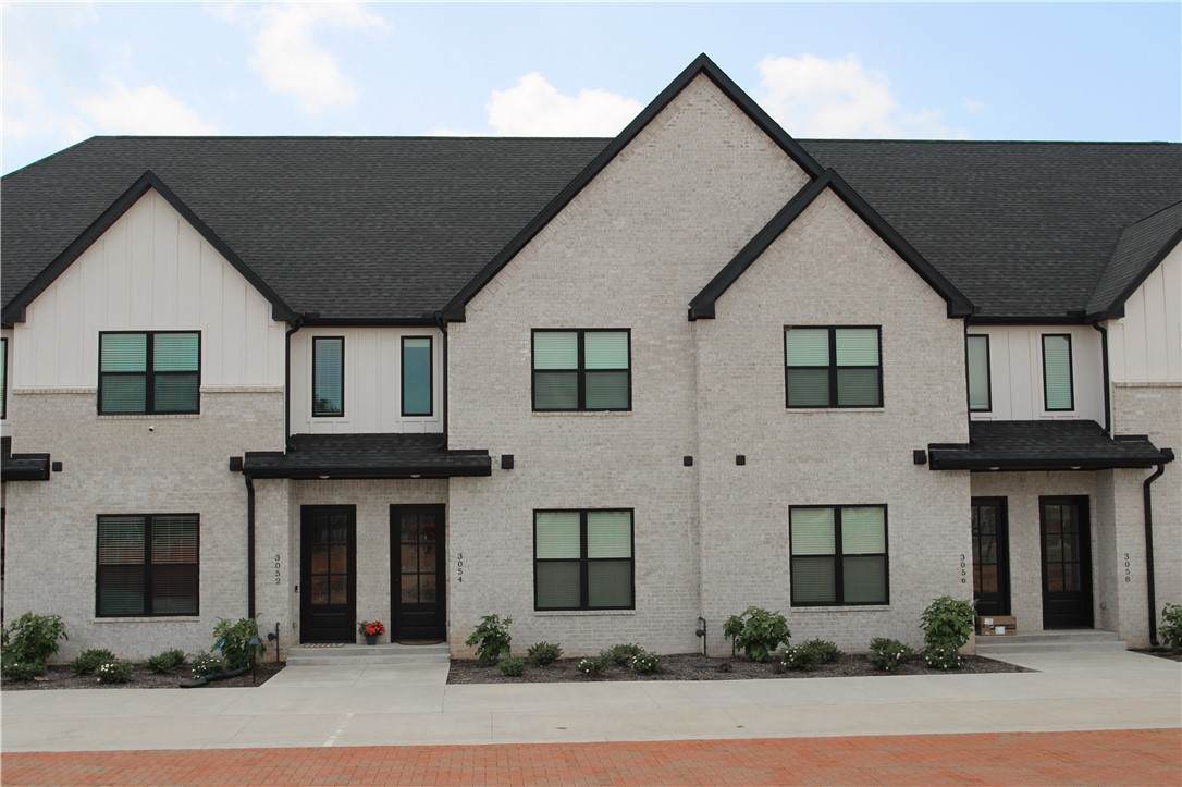 3054 Berkeley Avenue - Photo 1