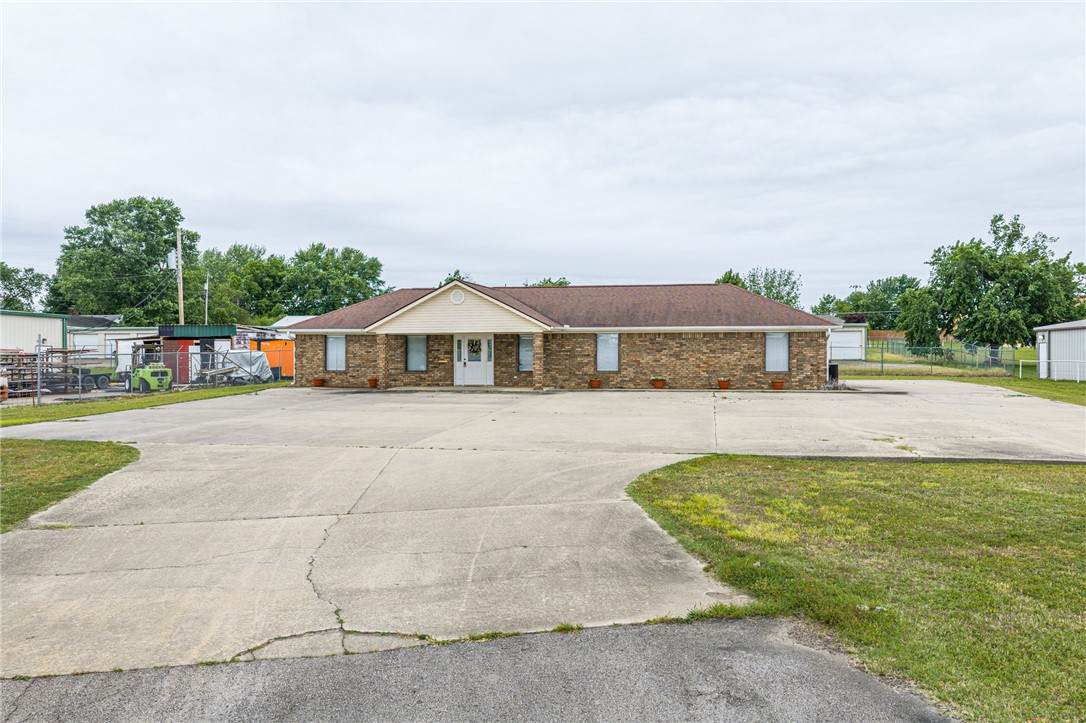 https://bt-photos.global.ssl.fastly.net/arkansas/orig_boomver_1_1345539-2.jpg