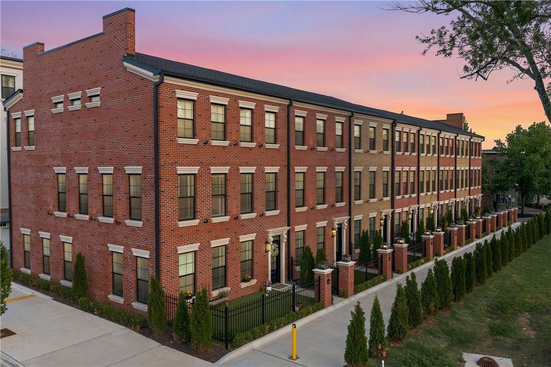 331 5th Street - Photo 1