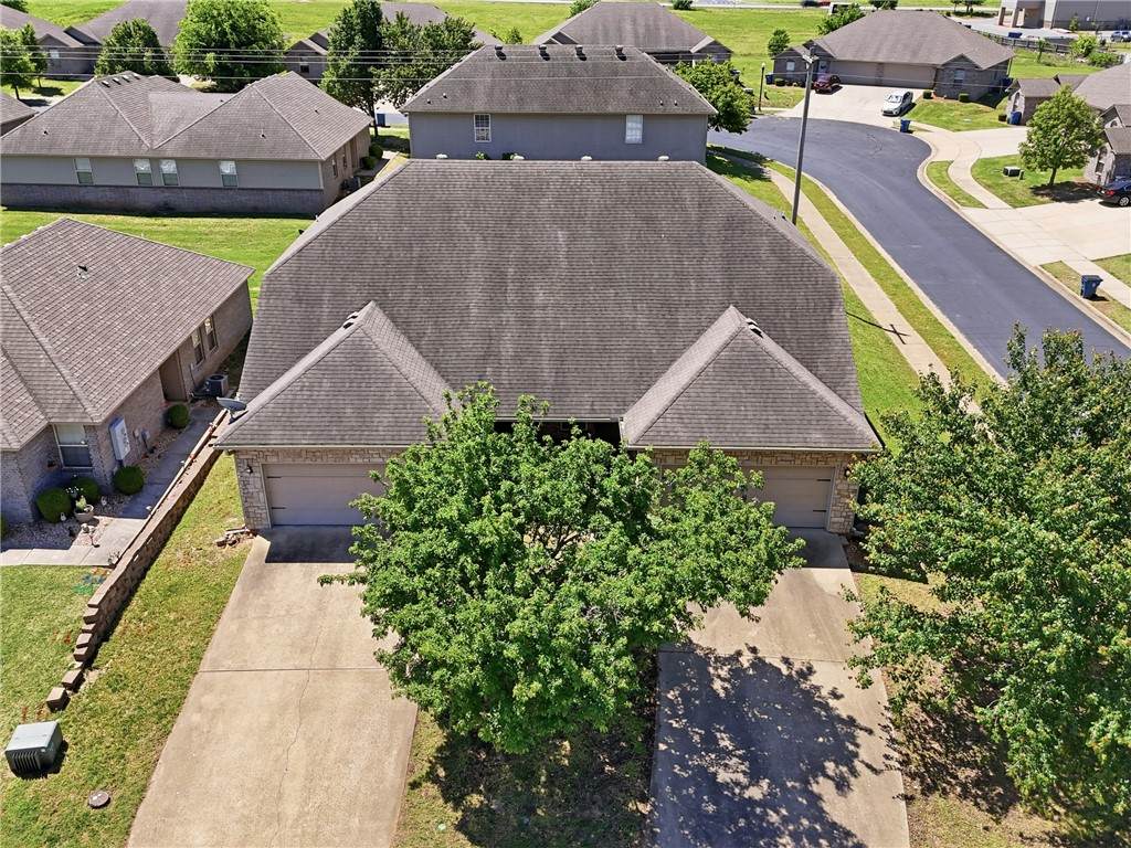 3403 Deerfield Boulevard - Photo 1