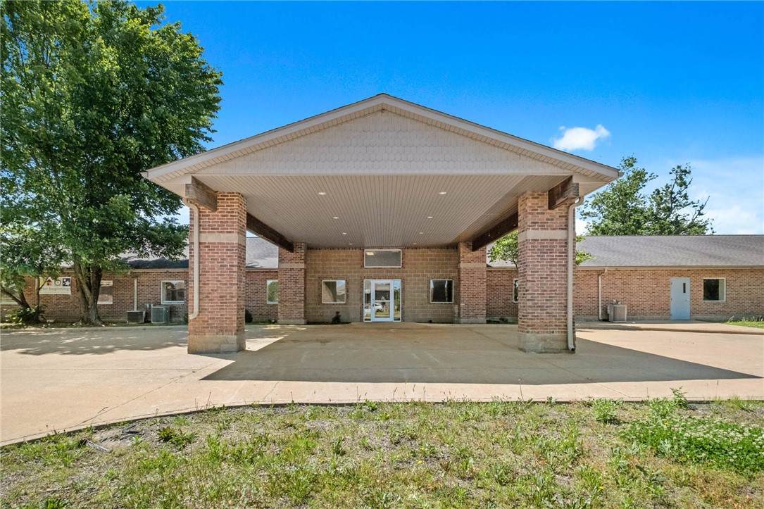 https://bt-photos.global.ssl.fastly.net/arkansas/orig_boomver_1_1347396-2.jpg