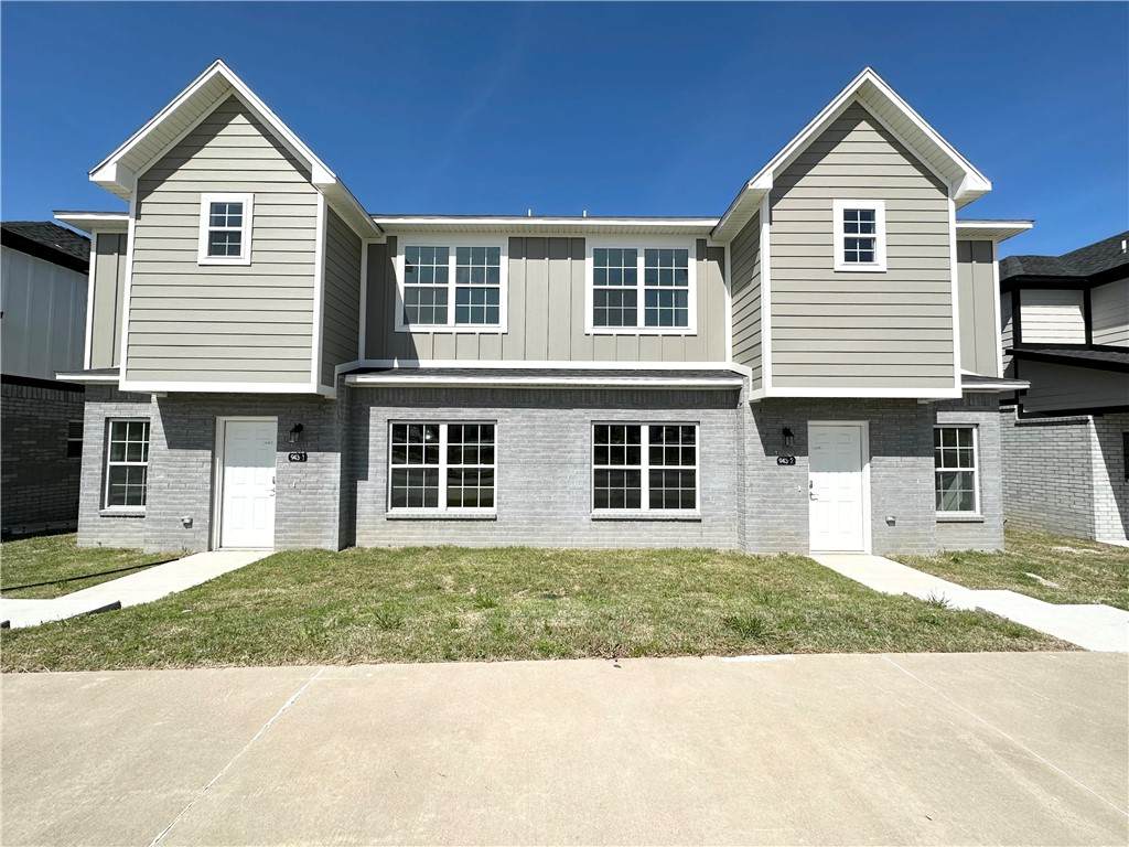 943 Rupple Road - Photo 1