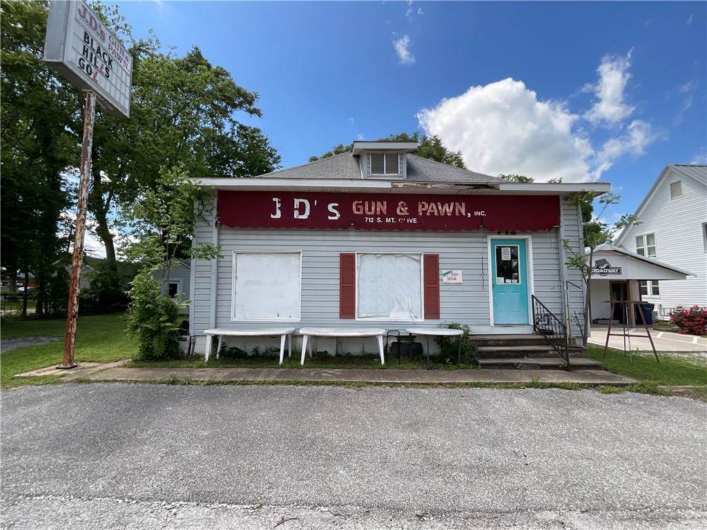712 Mount Olive Street - Photo 1