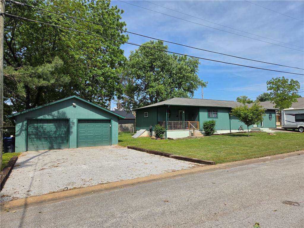224 Adams Street - Photo 1