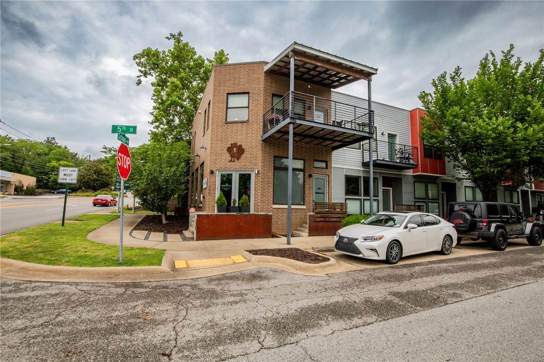 https://bt-photos.global.ssl.fastly.net/arkansas/orig_boomver_1_1347651-2.jpg