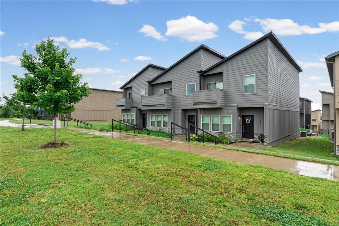 2176 Moore Lane - Photo 1