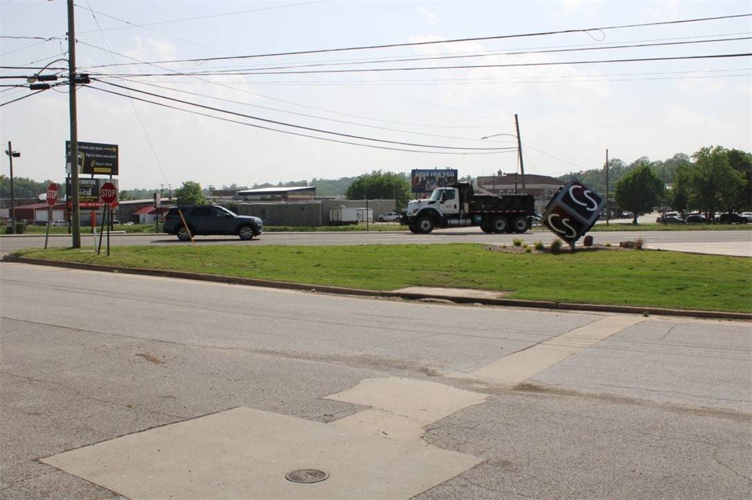 https://bt-photos.global.ssl.fastly.net/arkansas/orig_boomver_1_1348546-2.jpg