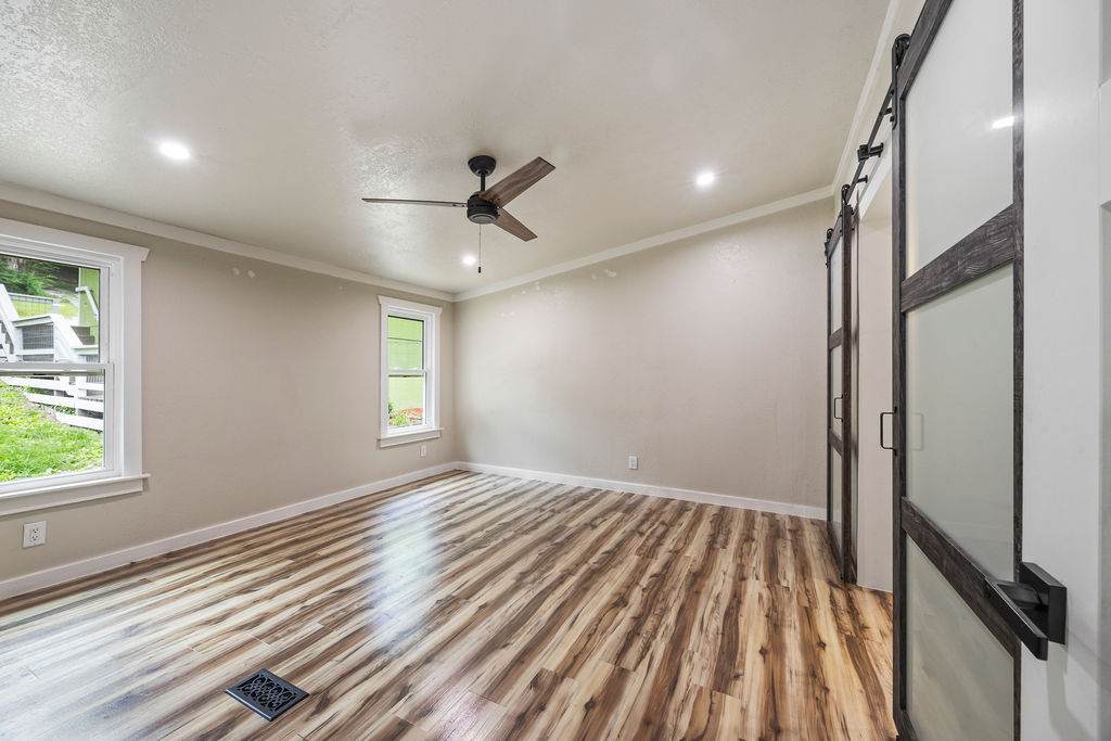 https://bt-photos.global.ssl.fastly.net/arkansas/orig_boomver_1_1348564-2.jpg
