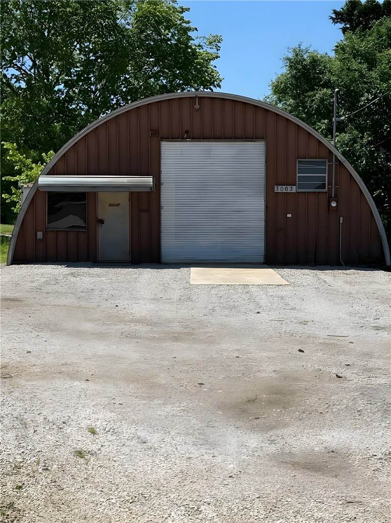 148 Butterfield Coach Road - Photo 1