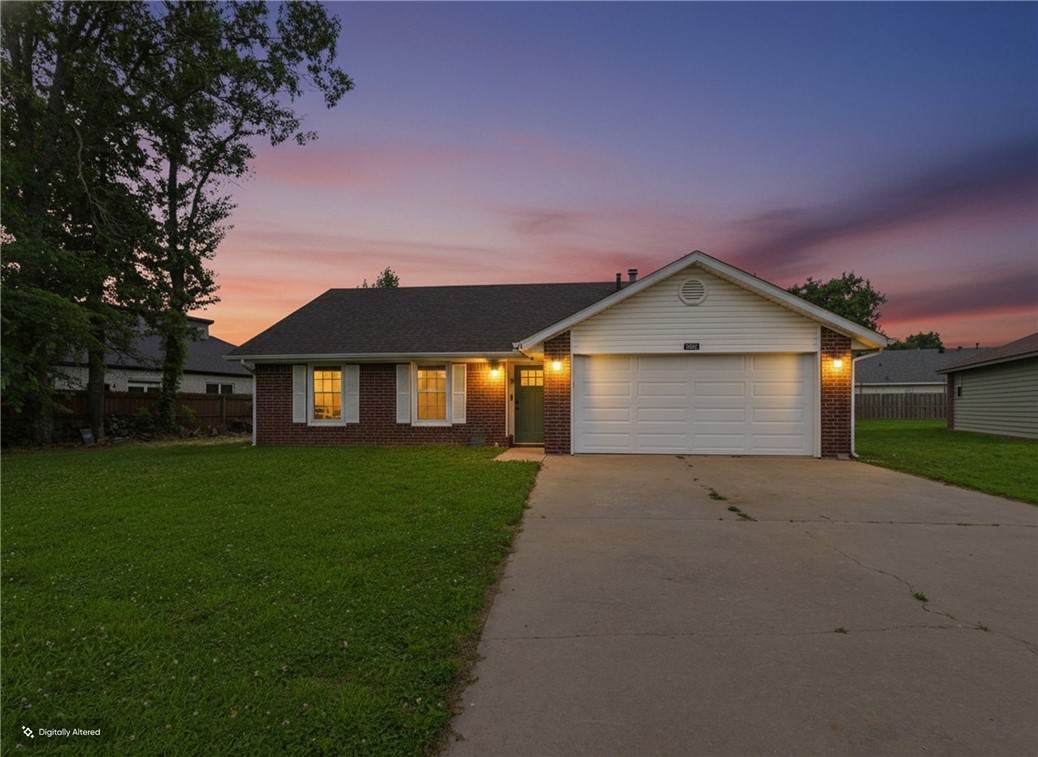 669 Sarah Place - Photo 1