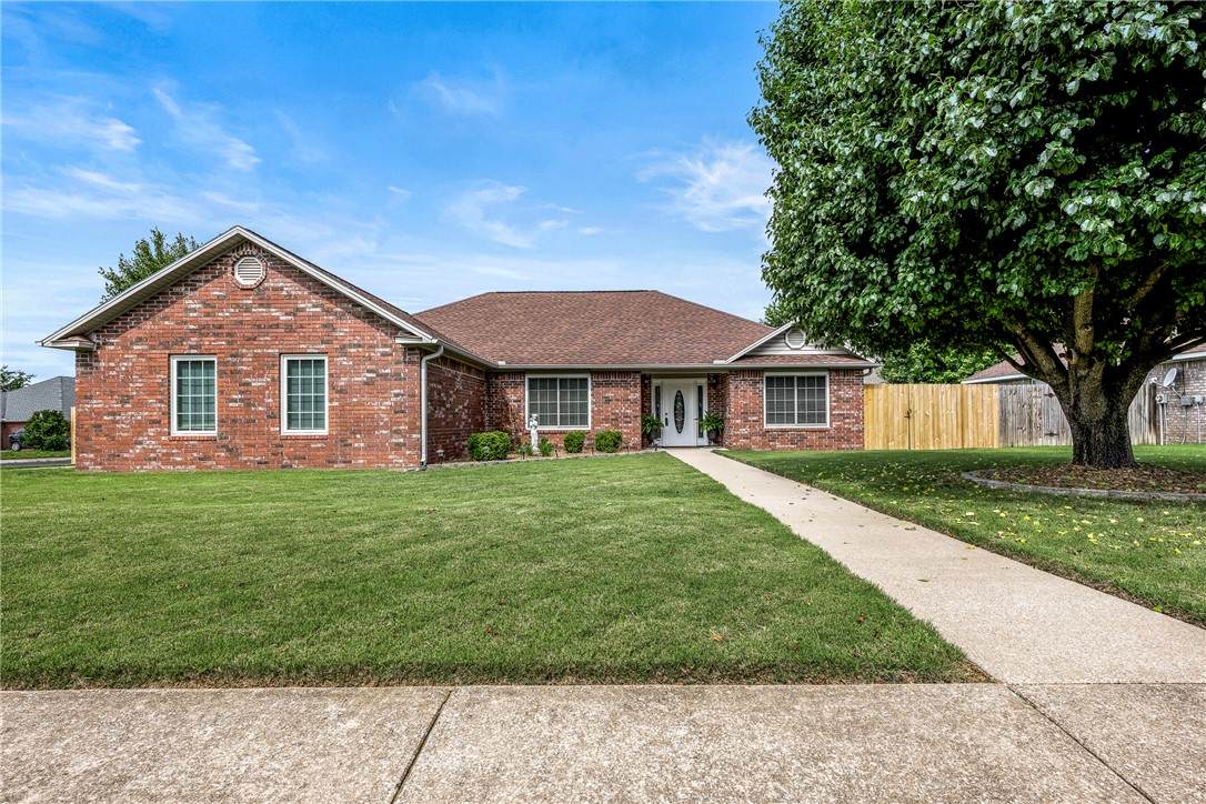 955 Todd Circle - Photo 1