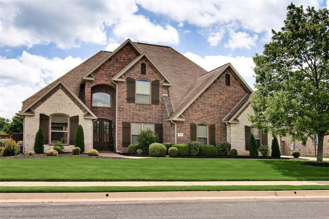 550 Trailwood Circle - Photo 1