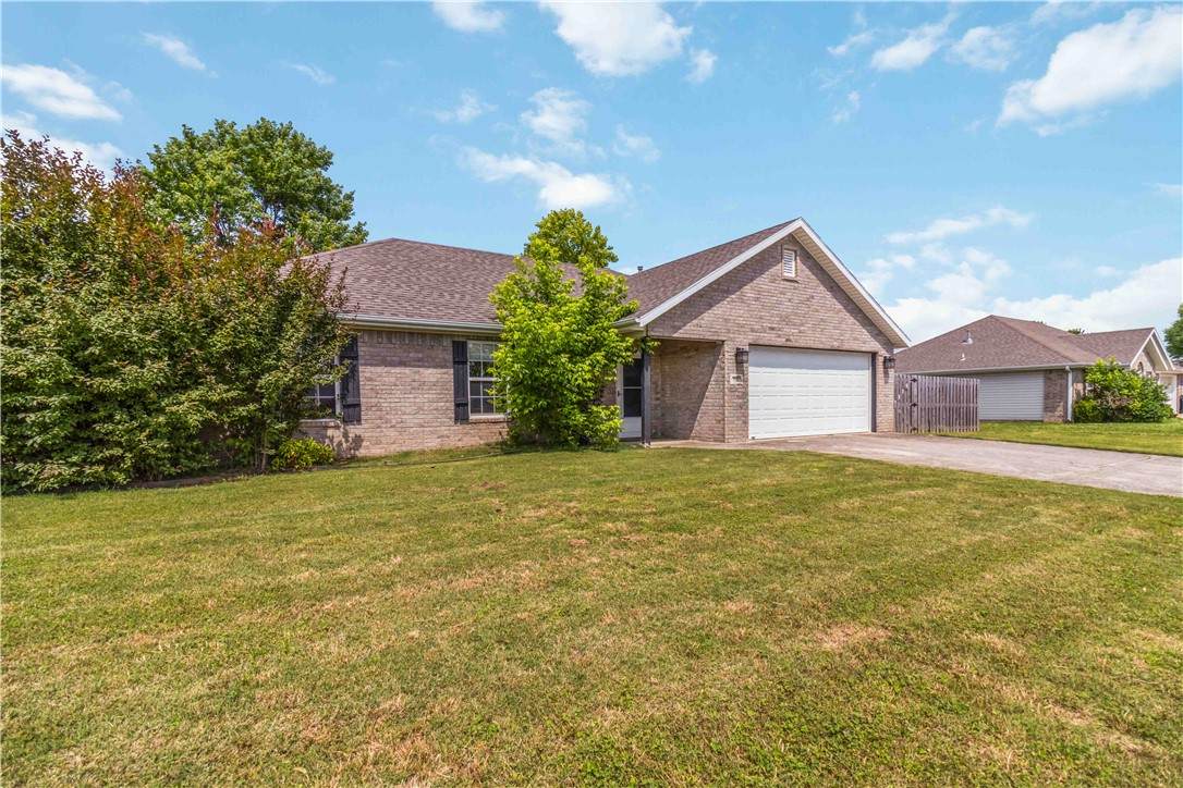 265 Washburn Drive - Photo 1