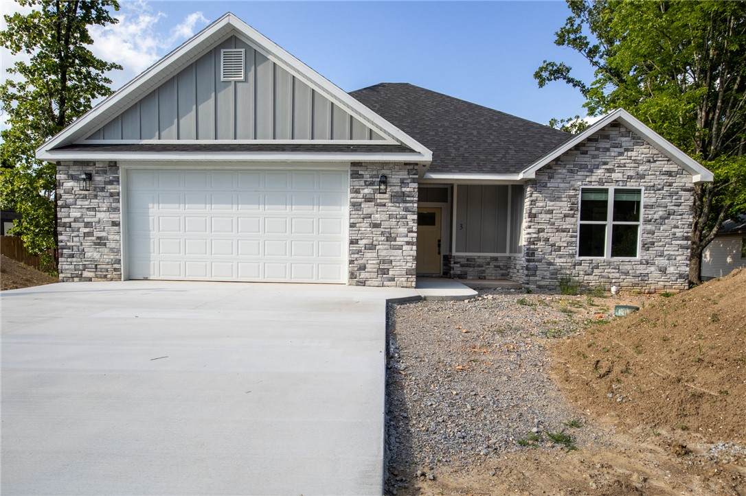 3 Angus Lane - Photo 1