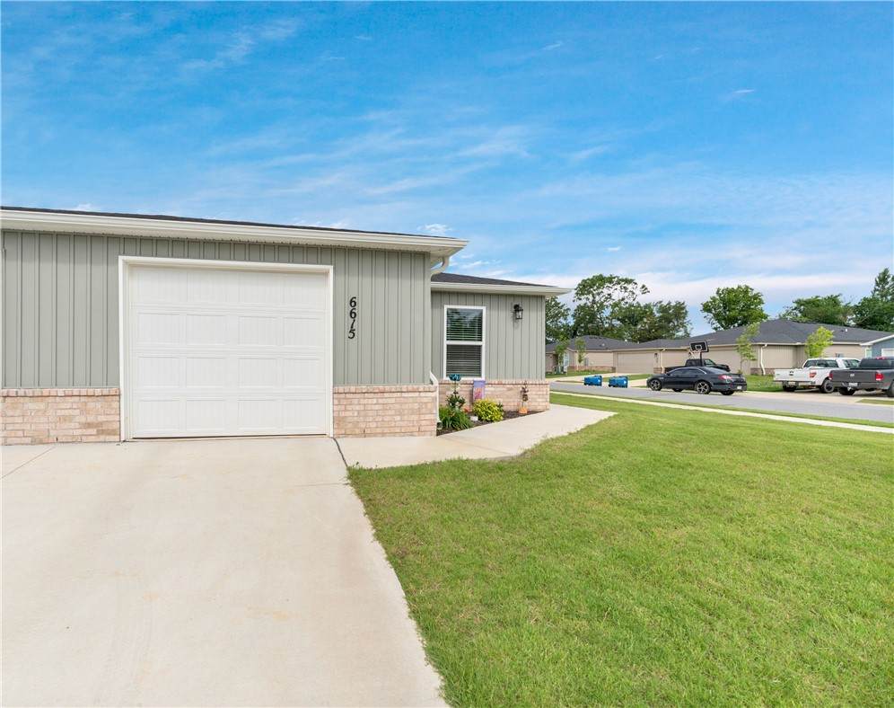 6615 Gregory Street - Photo 1