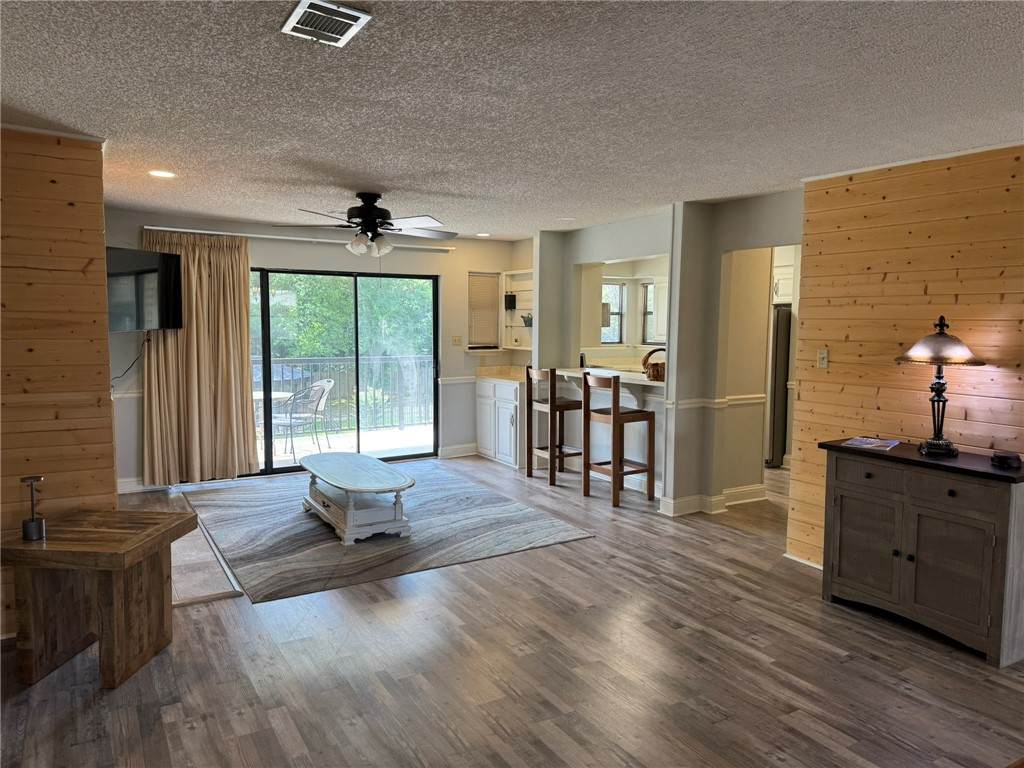 https://bt-photos.global.ssl.fastly.net/arkansas/orig_boomver_1_1354155-2.jpg