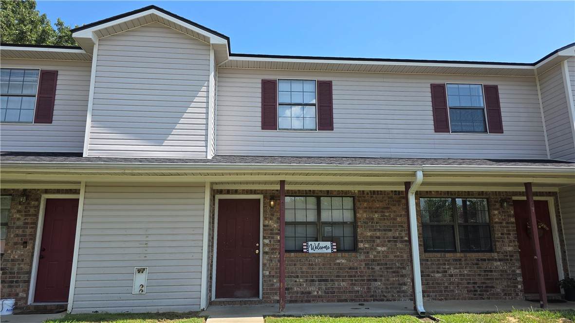 1405 O Street - Photo 1