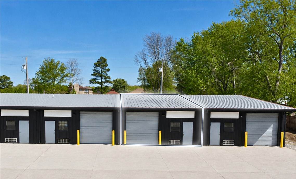 1603 Acorn Drive - Photo 1