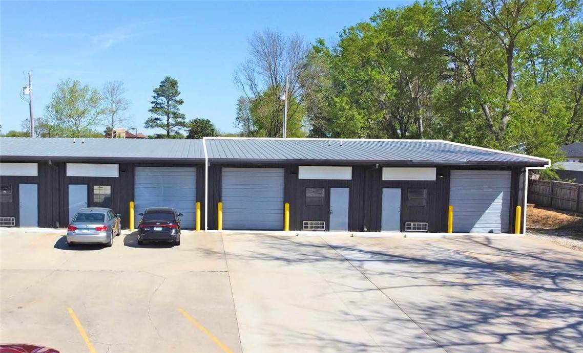 1601 & 1601 Acorn Drive - Photo 1