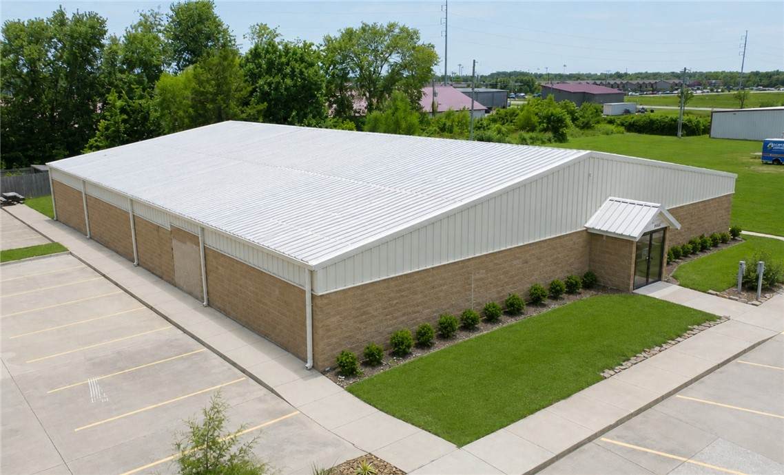 1604 Acorn Drive - Photo 1