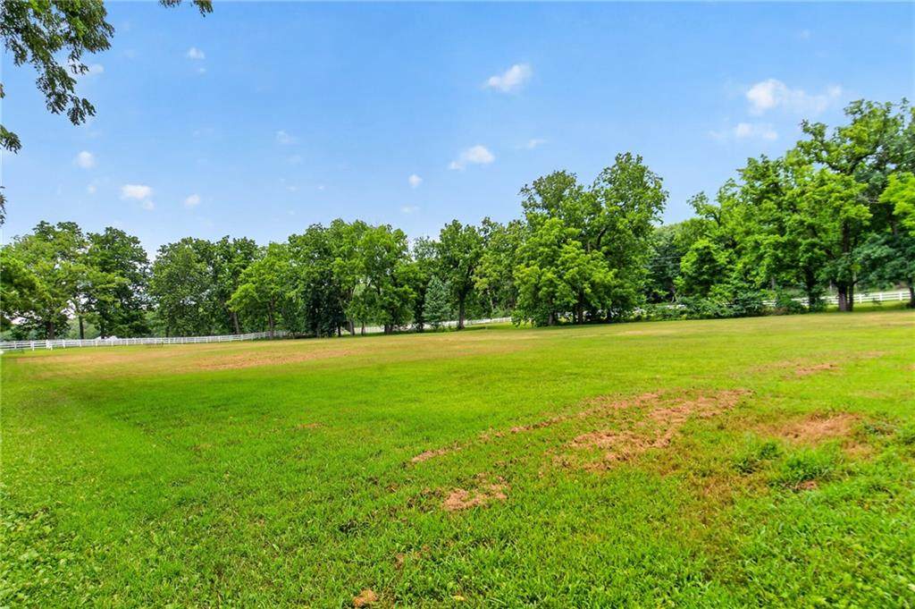 https://bt-photos.global.ssl.fastly.net/arkansas/orig_boomver_1_1357108-2.jpg