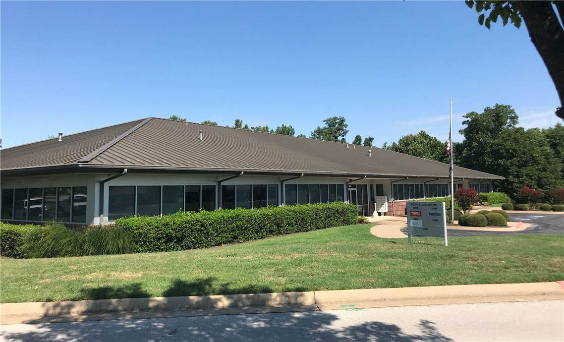 1401 Mcclain Road - Photo 1
