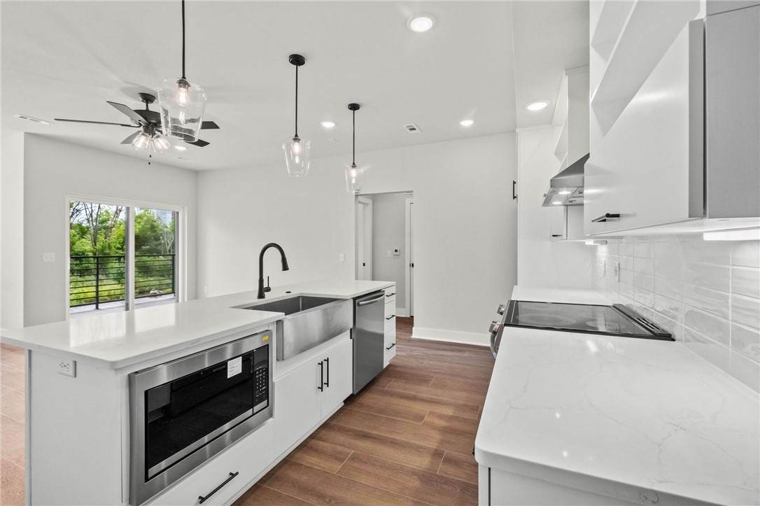 3319 Mp Parkway - Photo 1