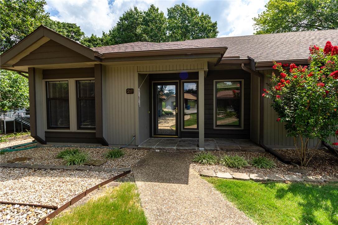 26 Everette Lane - Photo 1