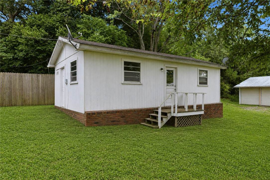 https://bt-photos.global.ssl.fastly.net/arkansas/orig_boomver_1_1357932-2.jpg