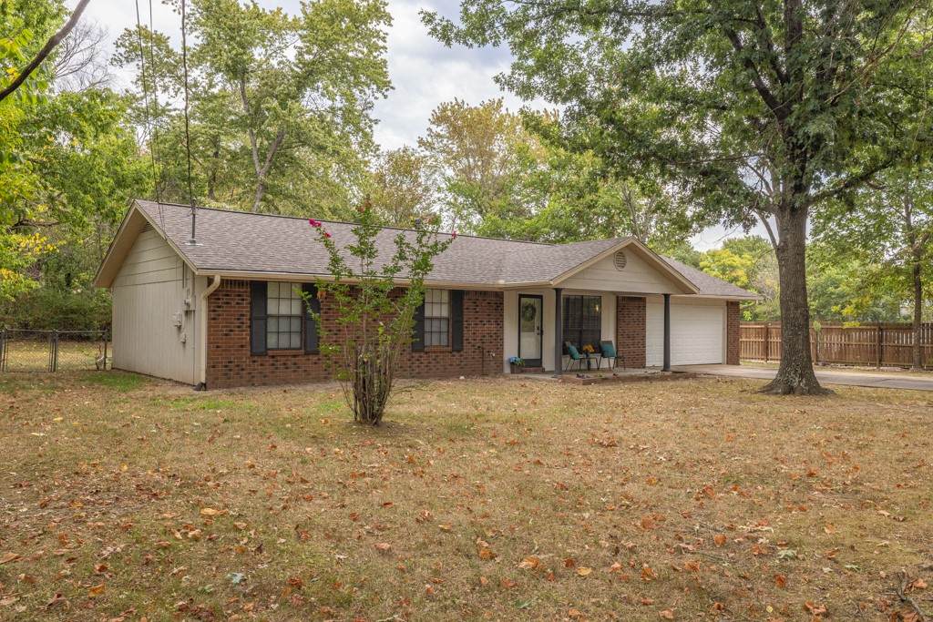 232 Webber Street - Photo 1