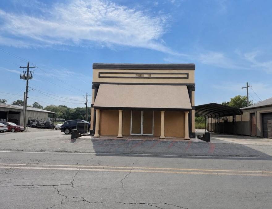 208 Avenue 2,Unit SE, Atkins, AR 72823