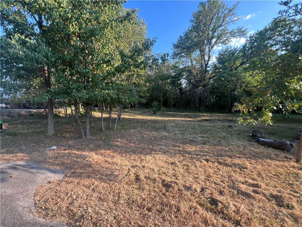 906 Harvard Street - Photo 1