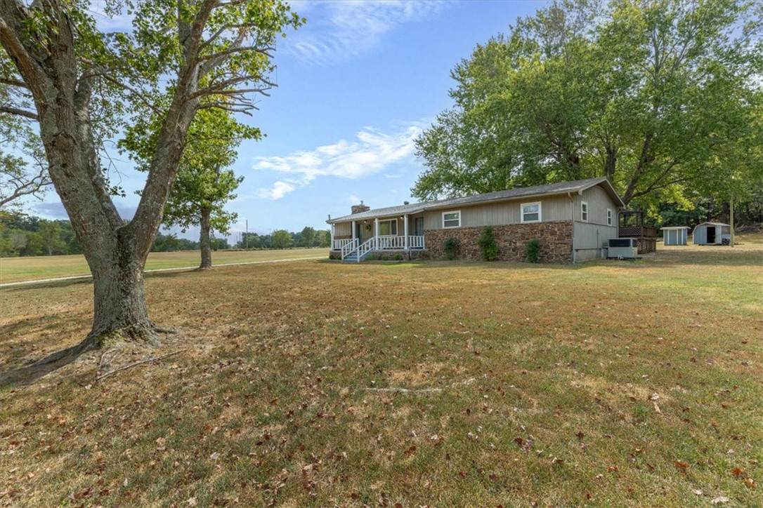 https://bt-photos.global.ssl.fastly.net/arkansas/orig_boomver_1_1360757-2.jpg