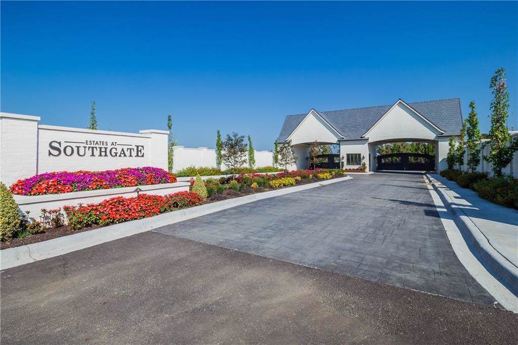 4808 Southgate Estates Circle - Photo 1