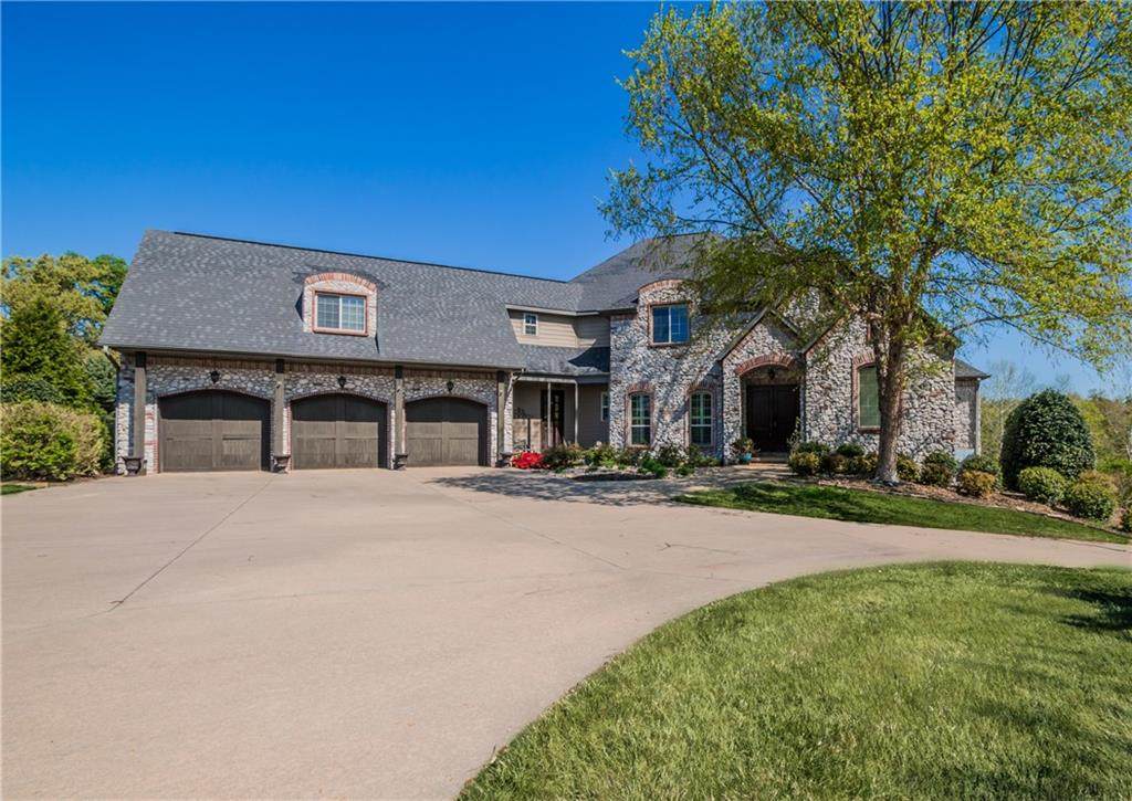 11463 Belfry Point - Photo 1