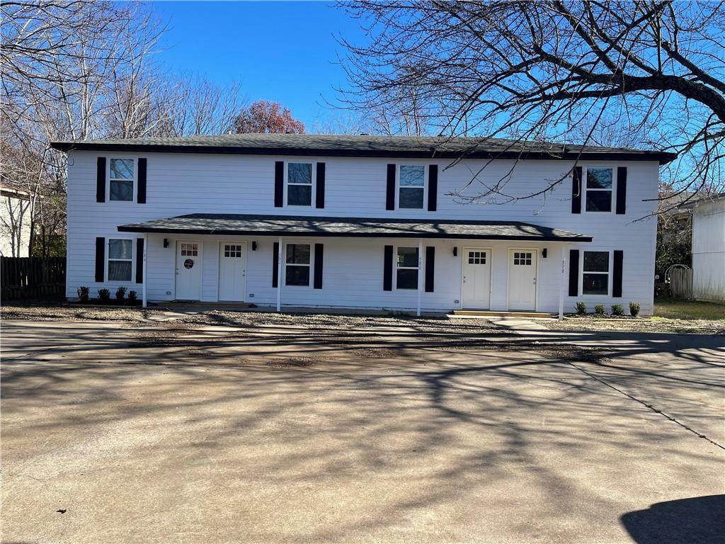584 Betty Jo - Photo 1