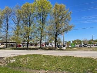 802 8th Street - Photo 1