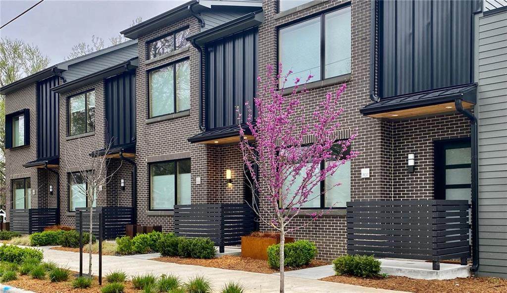 230 7th Street - Photo 1