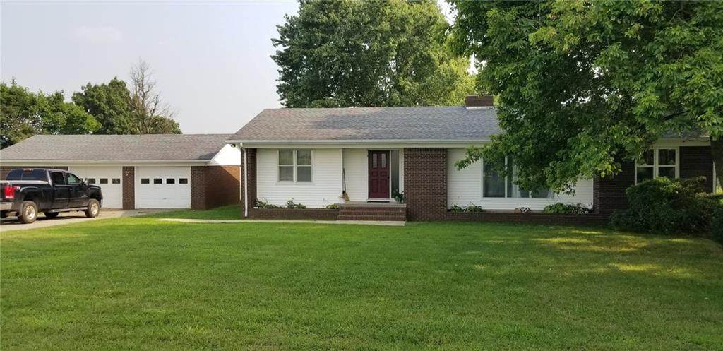 1073 County Road 501 - Photo 1