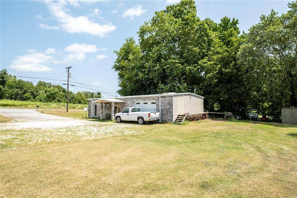 1618 Prairie Creek Drive - Photo 1